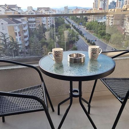 Porta Bus Station Apartment Скопье Экстерьер фото